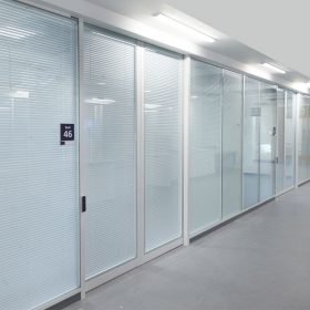 Project: Southmead Hospital | Product: Optima 217 plus w/ blinds