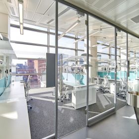 Project: Francis Crick Institute | Product: Optima 117 plus w/ Axile Clarity Door